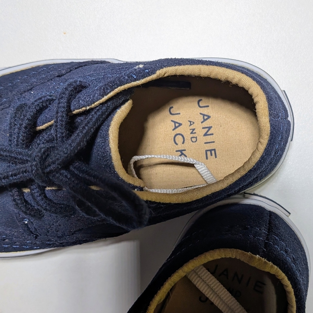 Janie & Jack Suede Wingtip Sneaker - Picture 5 of 9